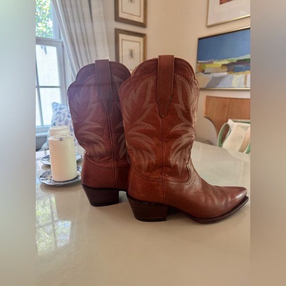 Tecovas Sadie rustic brown. Size 9. - Picture 5 of 6